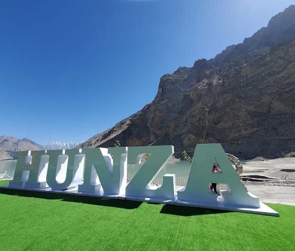 5 Days Hunza Valley Tour – Explore the Beauty of Hunza Valley with Divine Adventures